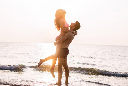 SUBE LA TEMPERATURA CON ESTAS POSICIONES SEXUALES DE VERANO